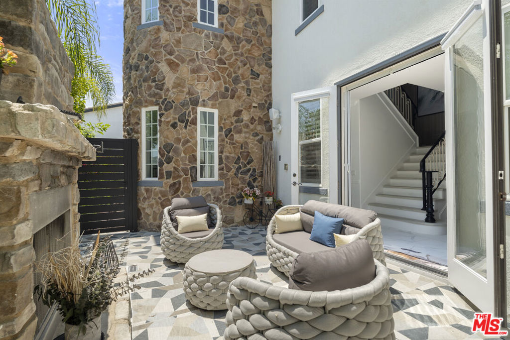 21615 Medina Estates Drive