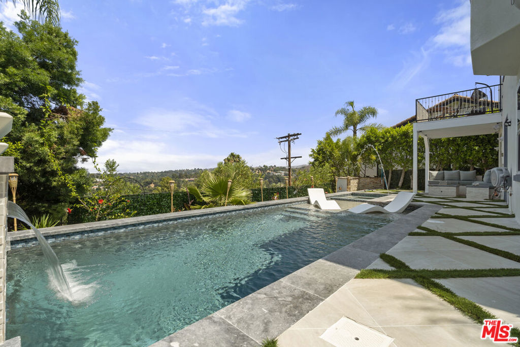 21615 Medina Estates Drive