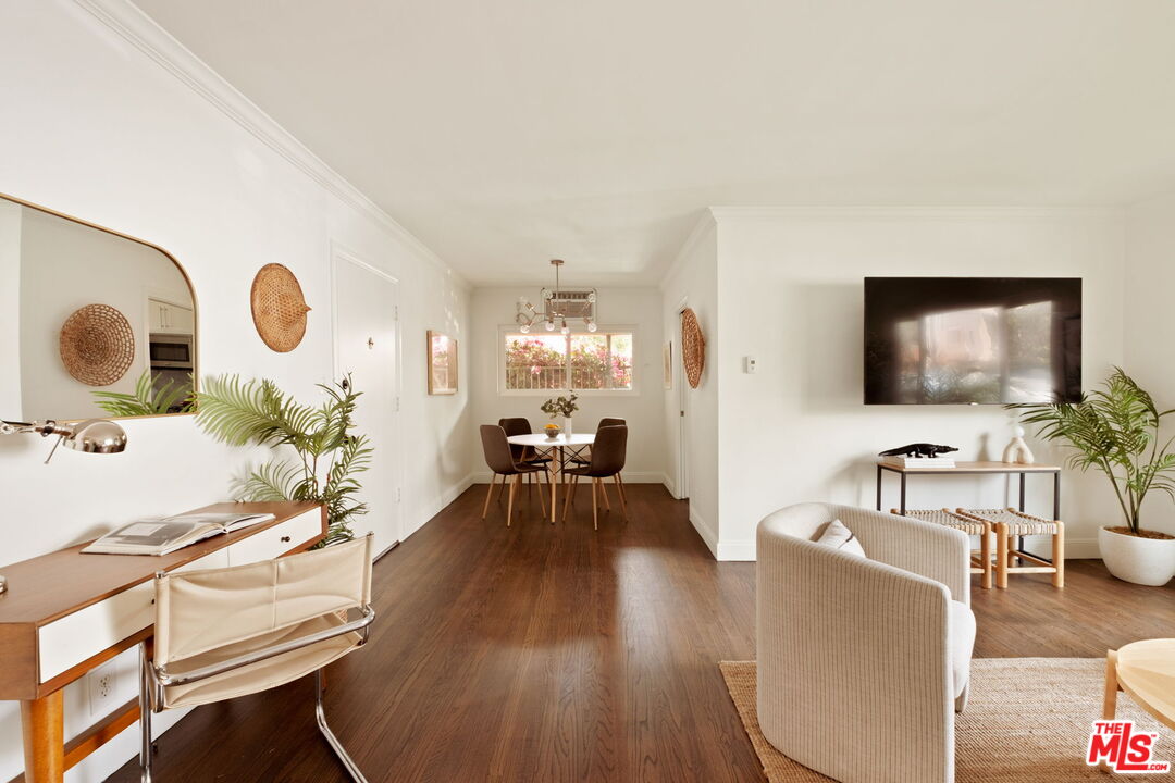 1922 Tamarind Ave Unit: 1