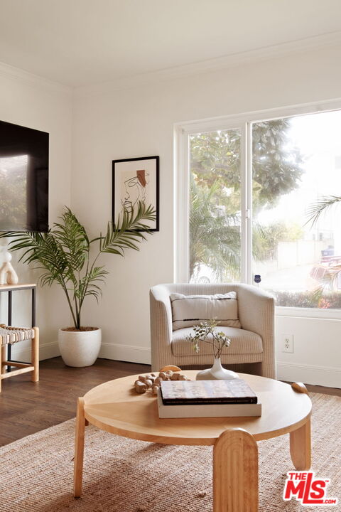 1922 Tamarind Ave Unit: 1