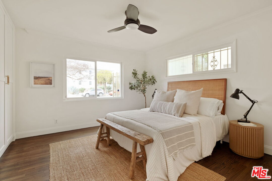 1922 Tamarind Ave Unit: 1