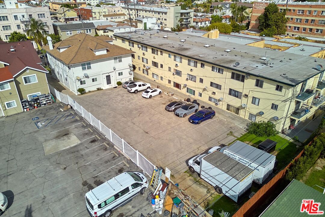 1214 S Norton Ave