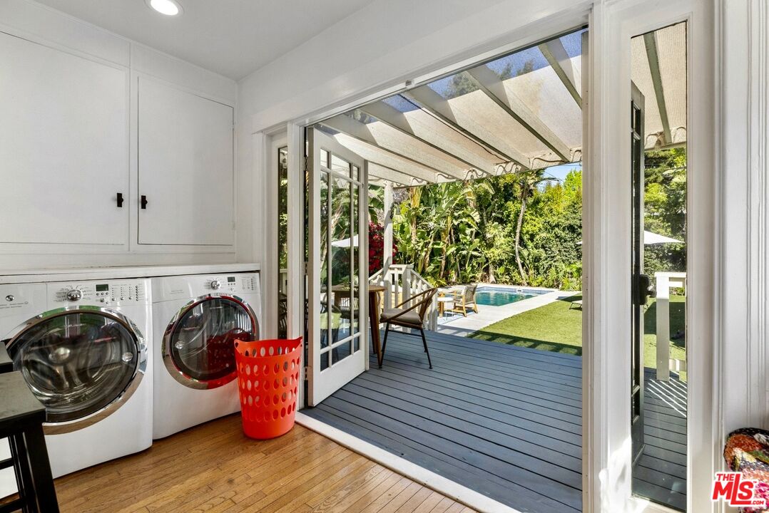 1308 N Orange Grove Ave