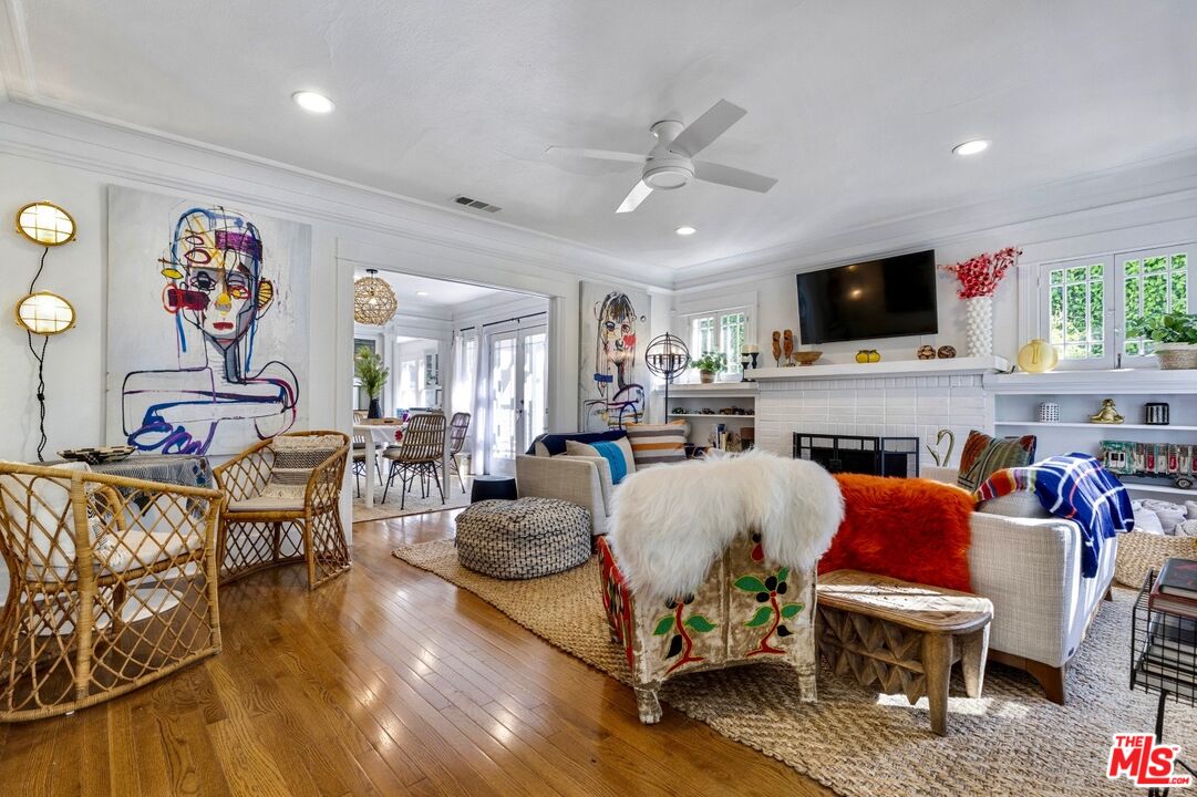 1308 N Orange Grove Ave