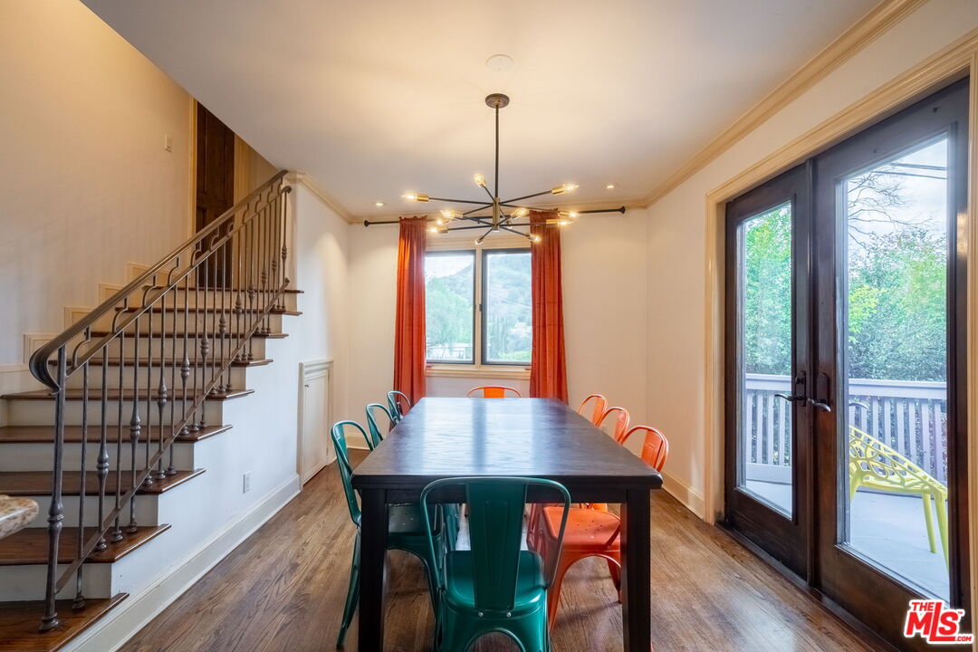 3870 Avenida Del Sol