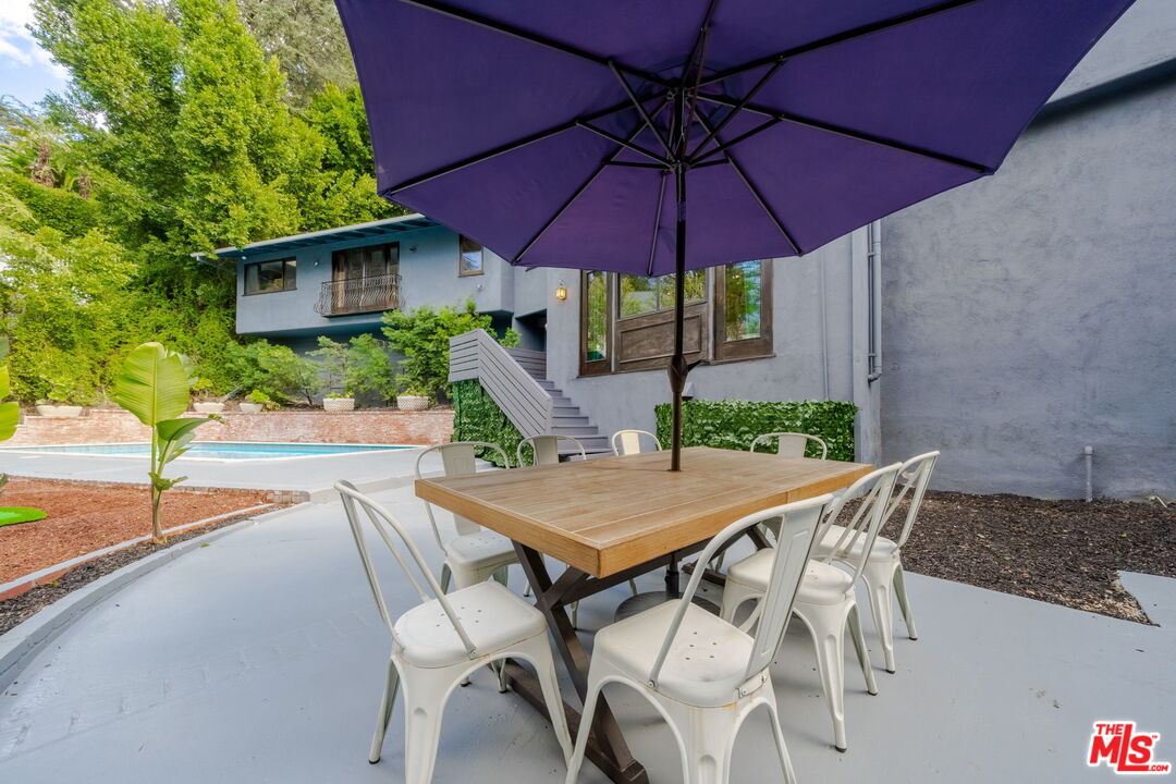 3870 Avenida Del Sol