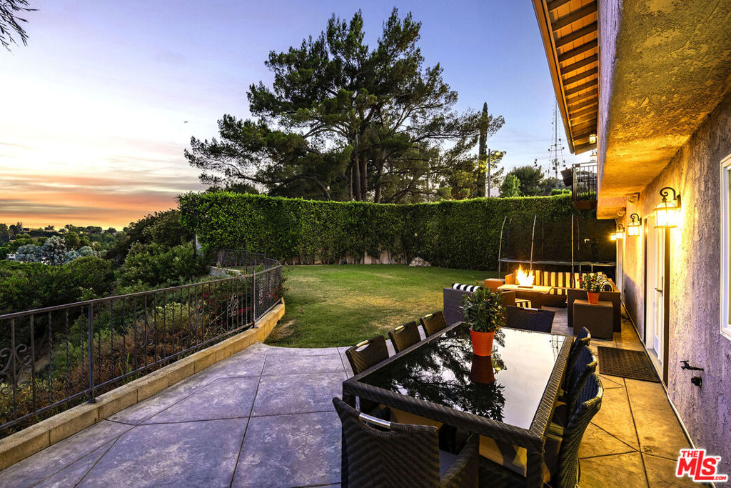 8407 Skyline Drive