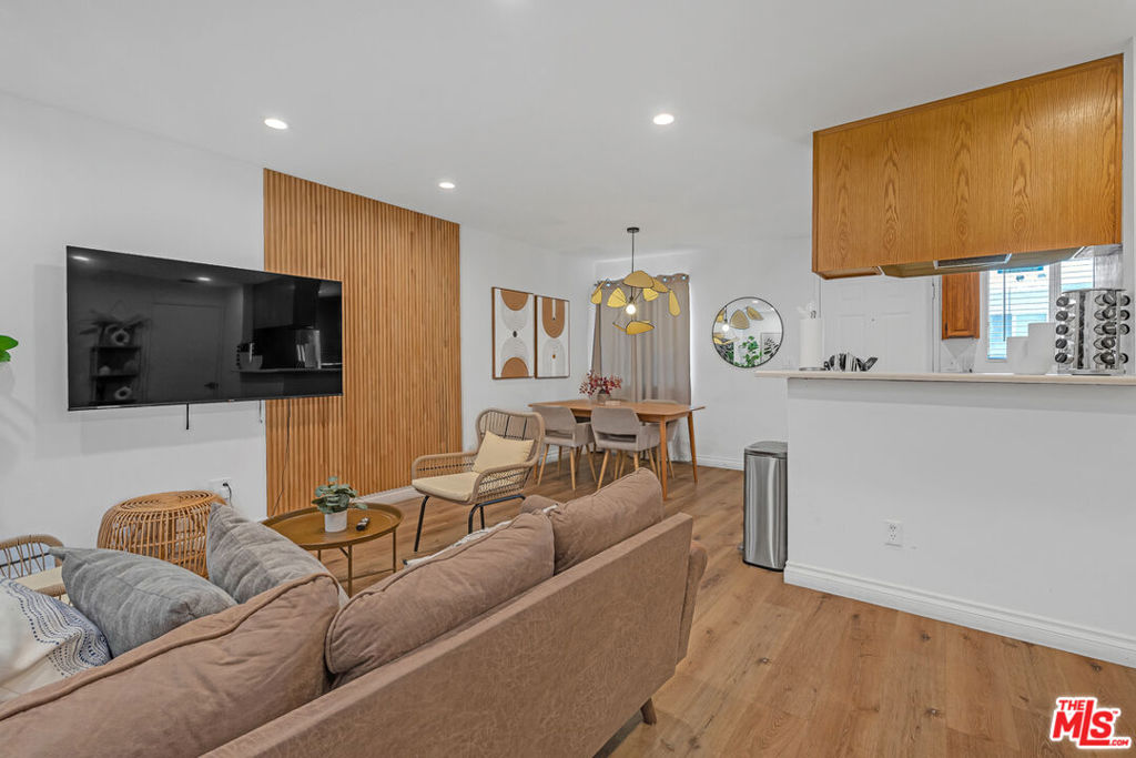 1540 N Bronson Avenue 1