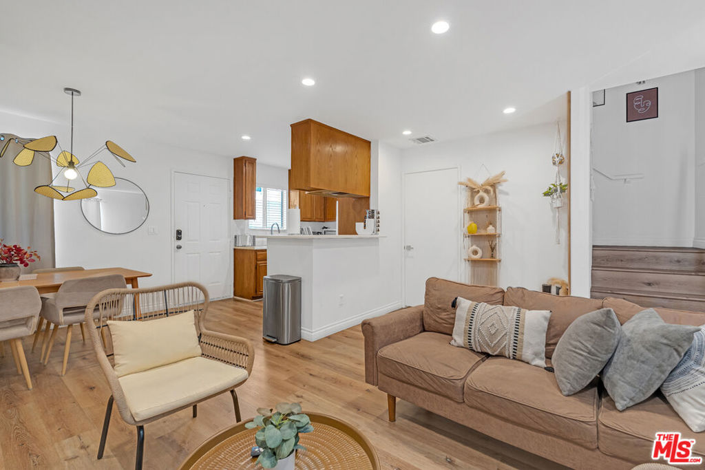 1540 N Bronson Avenue 1