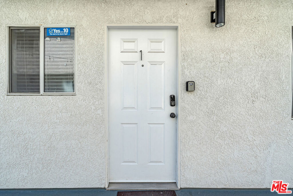 1540 N Bronson Avenue 1