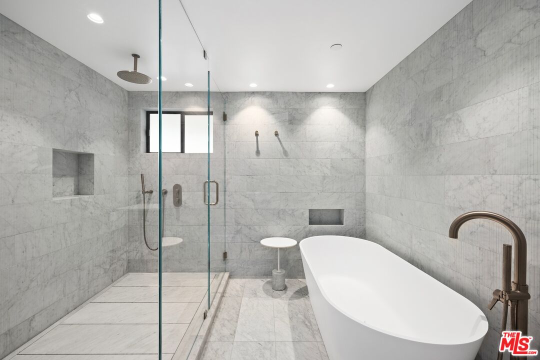 10 Ocean Park Blvd Unit: 1