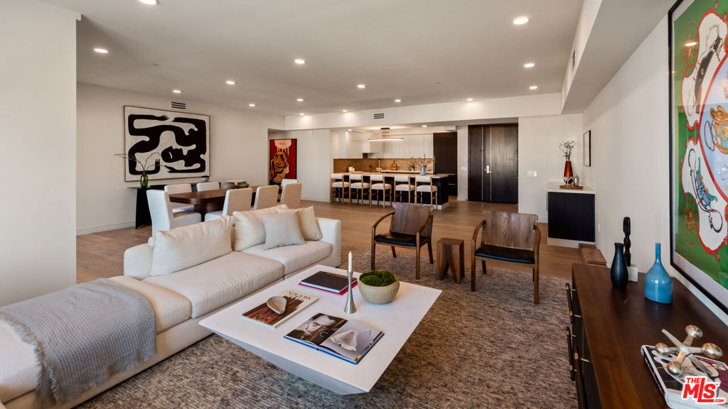 505 Barrington 302