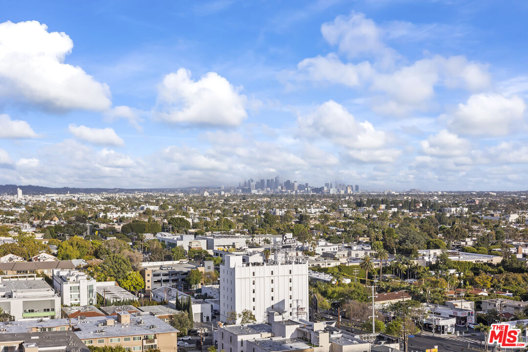 1155 N La Cienega Blvd Unit: 1102