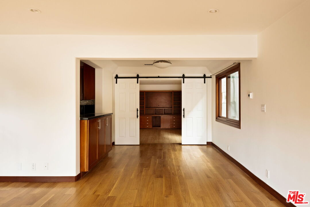 2325 Abbot Kinney Blvd