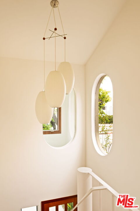 2325 Abbot Kinney Blvd