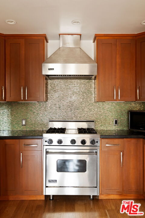 2325 Abbot Kinney Blvd