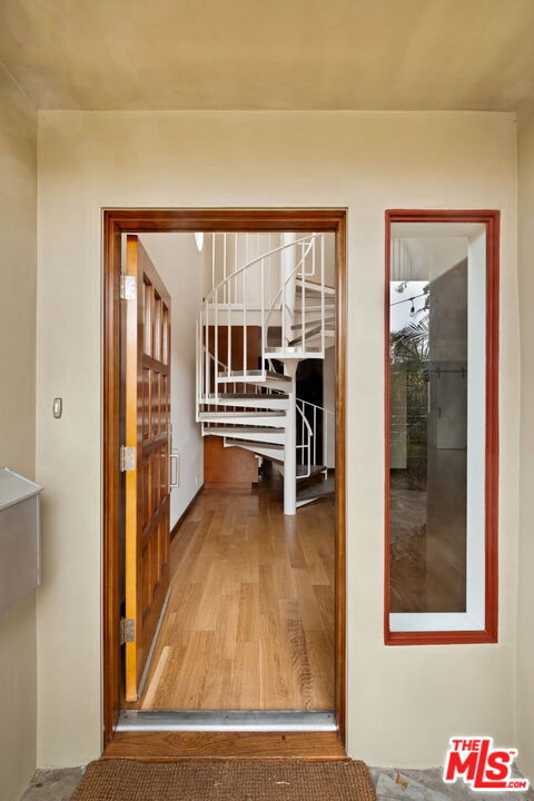 2325 Abbot Kinney Blvd