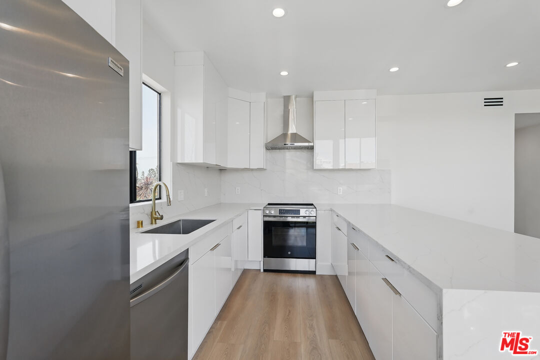 1230 Princeton St Unit: 6