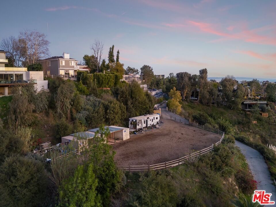 1119 Linda Flora Drive