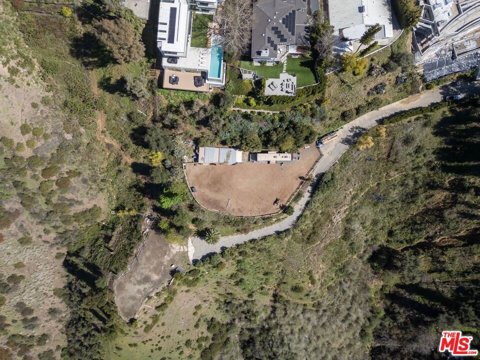 1119 Linda Flora Drive