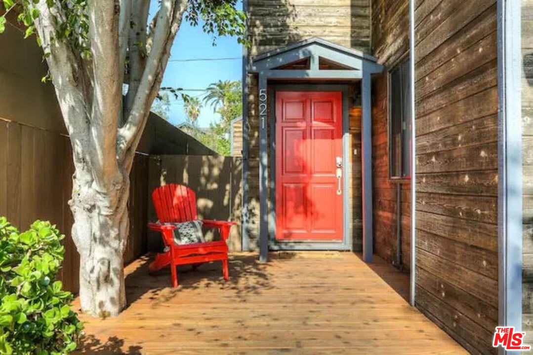521 Rialto Ave