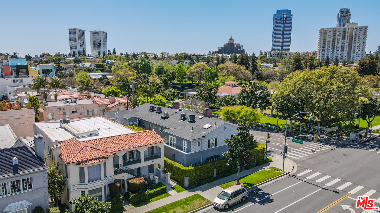 9660 W Olympic Blvd