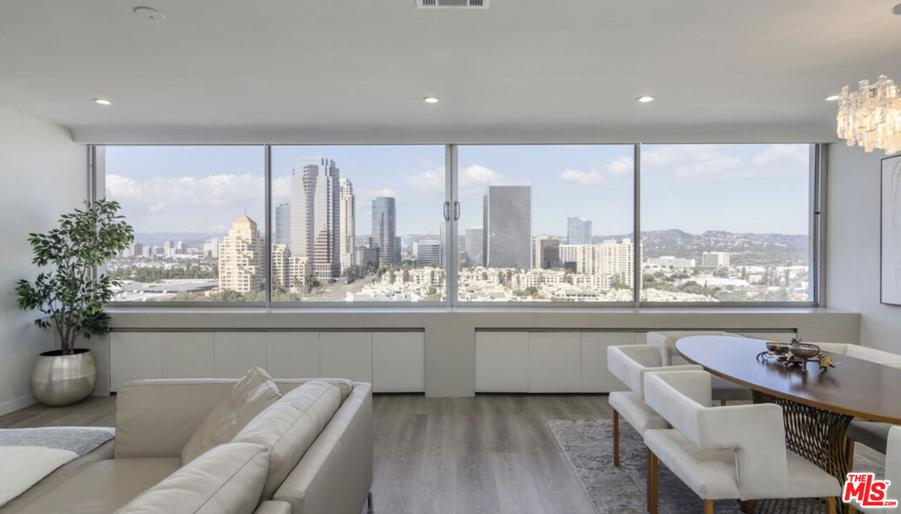 2222 Avenue Of The Stars Unit: 1704