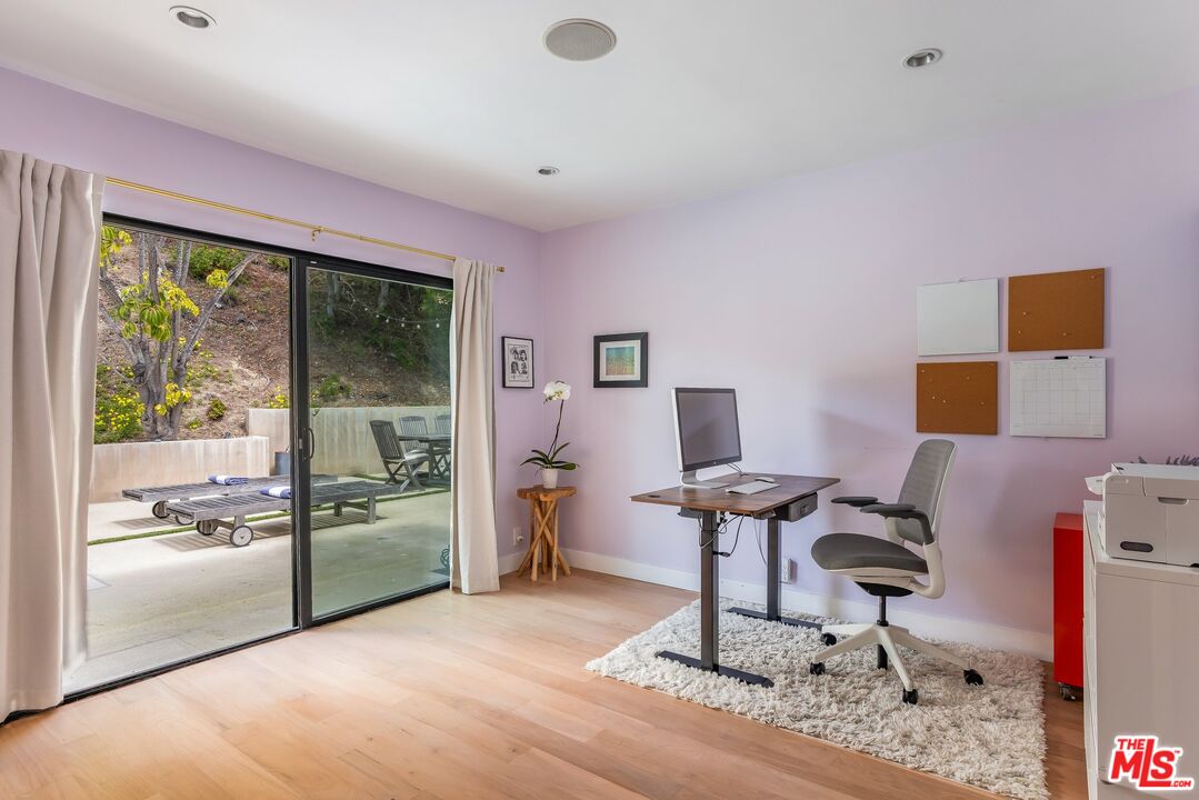 874 N Norman Pl