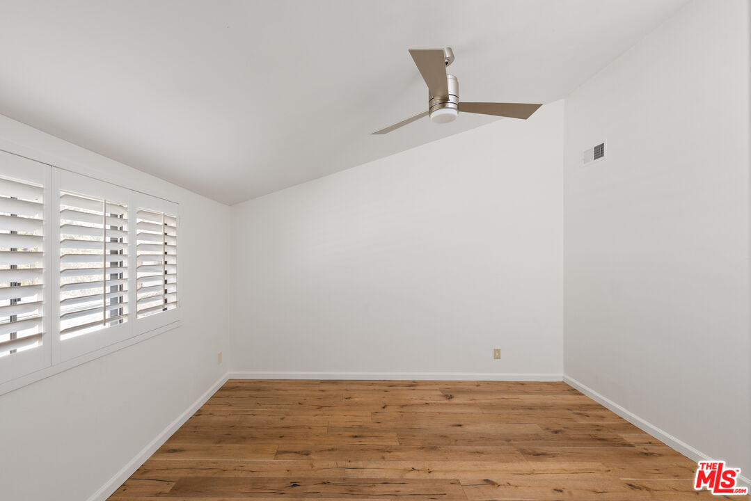 407 S Spalding Dr Unit: 5