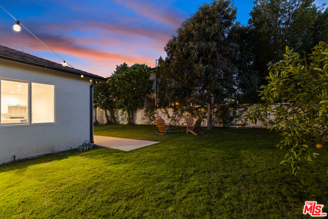 5143 Newcastle Avenue