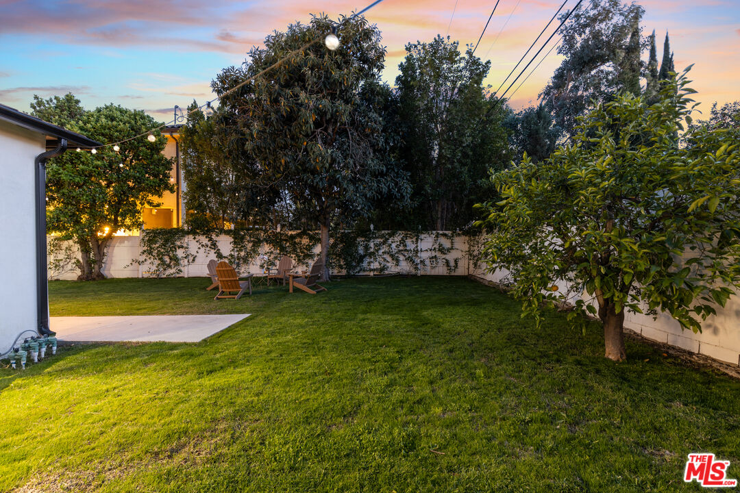 5143 Newcastle Avenue