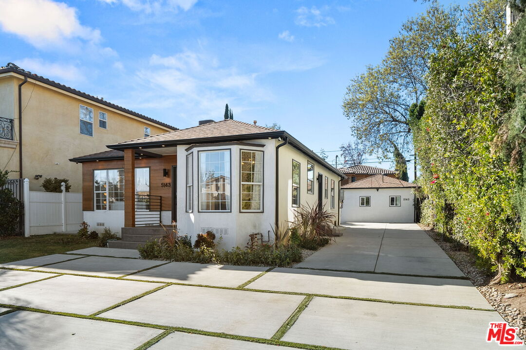 5143 Newcastle Avenue