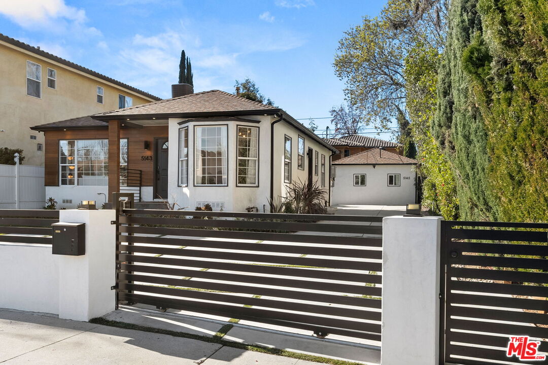 5143 Newcastle Avenue