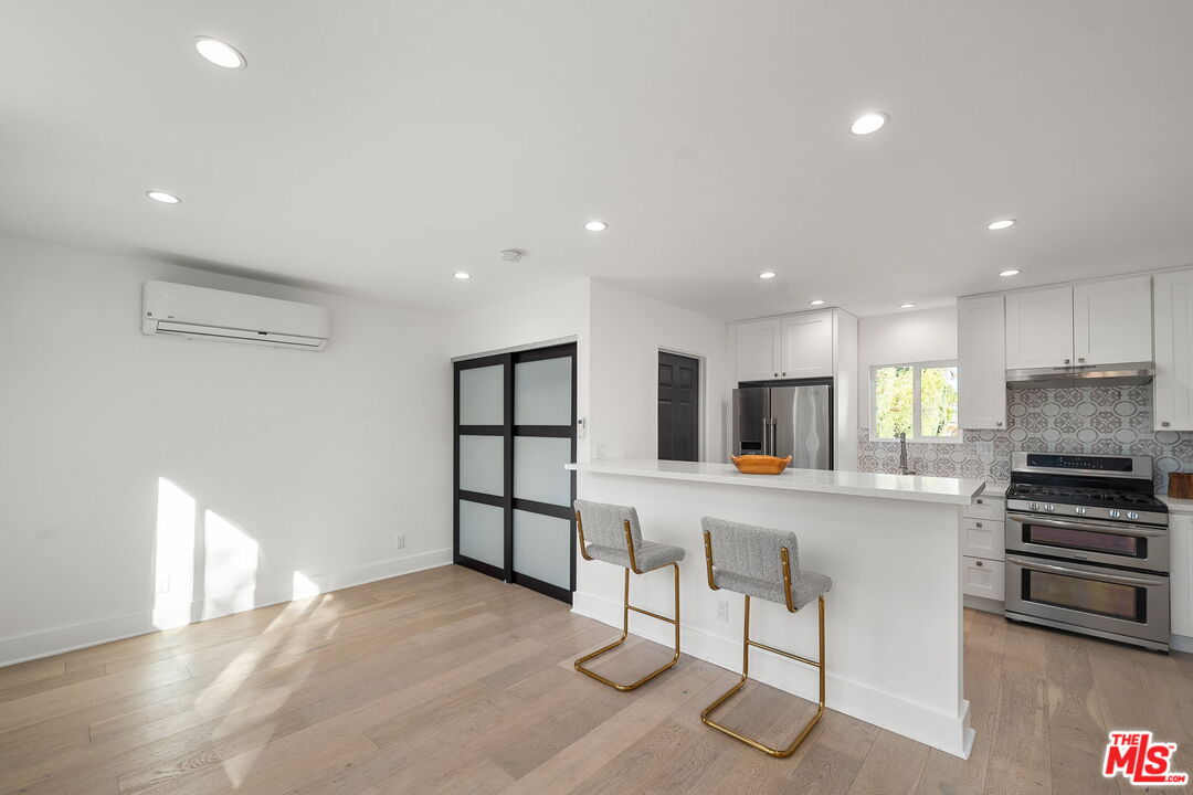 5143 Newcastle Avenue