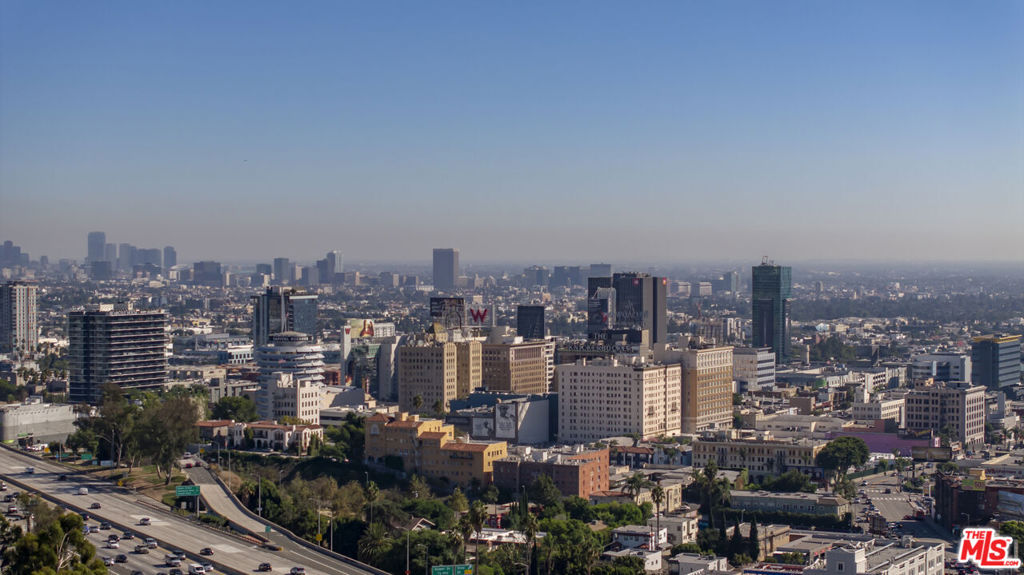 2111 N Cahuenga Boulevard 1