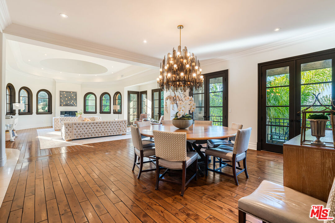 1744 Stone Canyon Rd