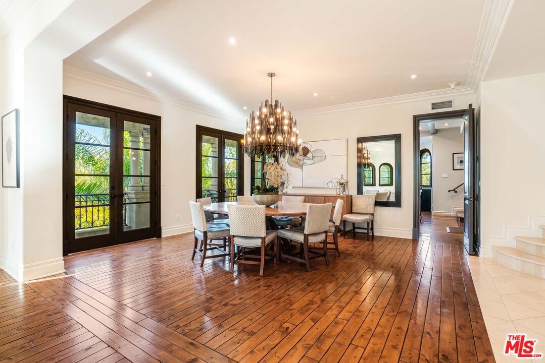 1744 Stone Canyon Rd