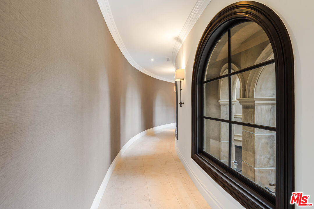 1744 Stone Canyon Rd