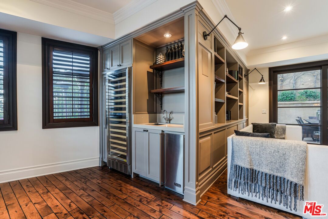 1744 Stone Canyon Rd