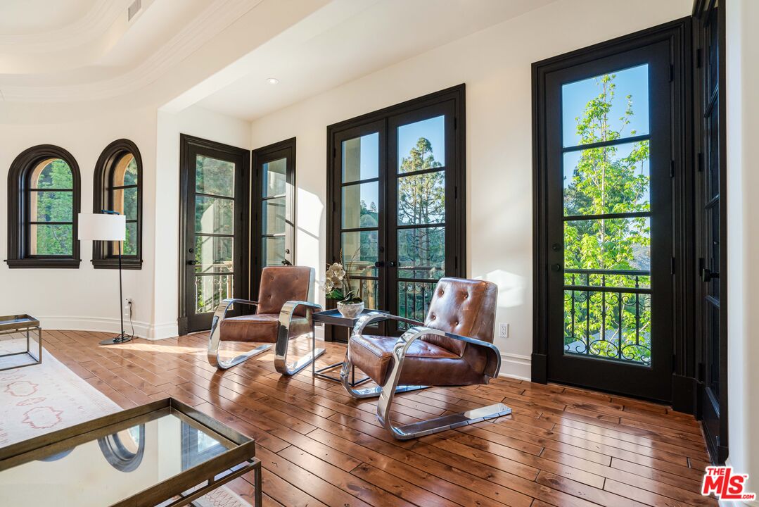 1744 Stone Canyon Rd