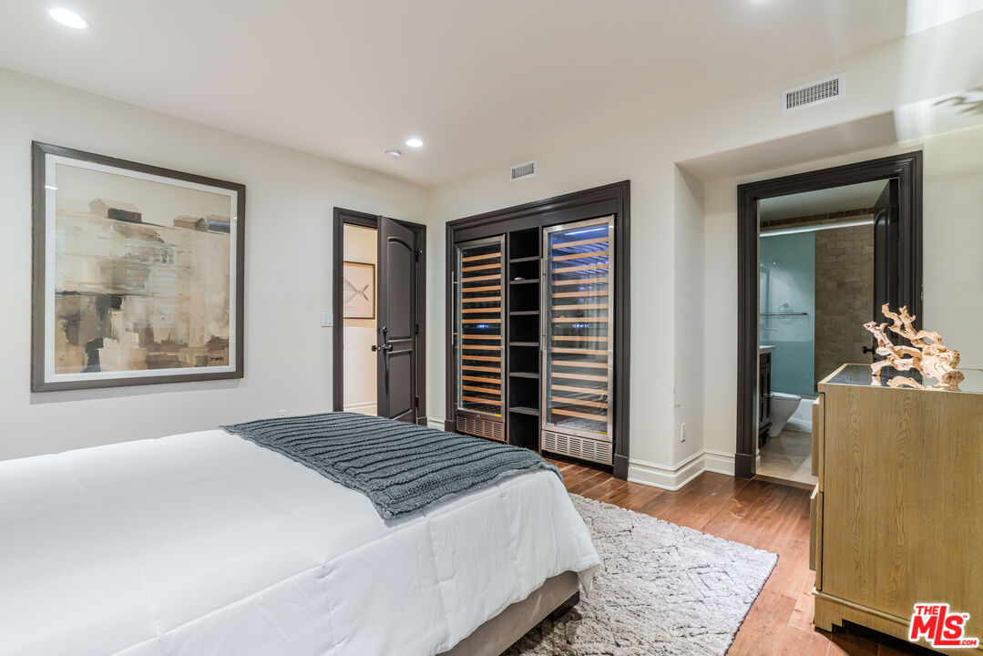 1744 Stone Canyon Rd