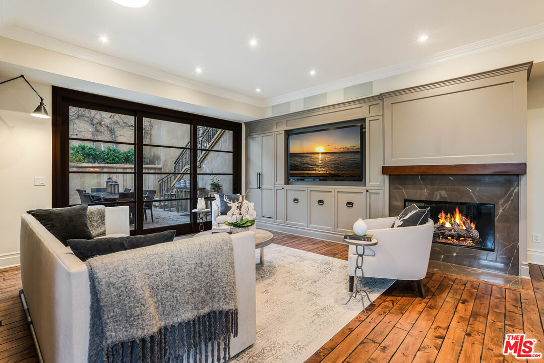 1744 Stone Canyon Rd