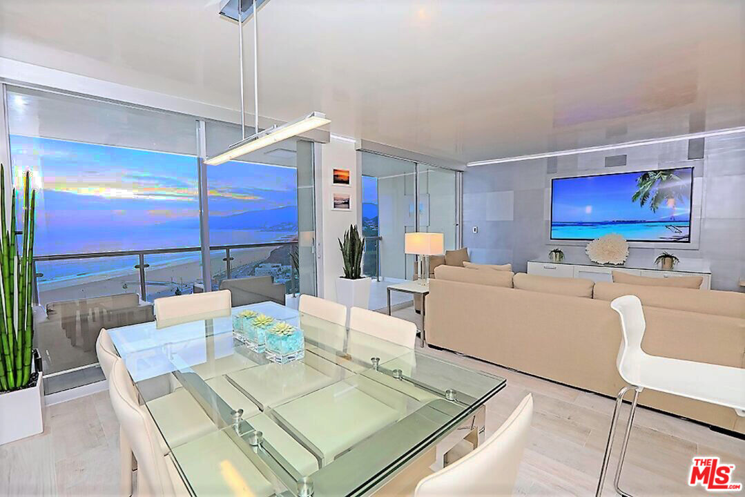 201 OCEAN AVE Unit: 808P