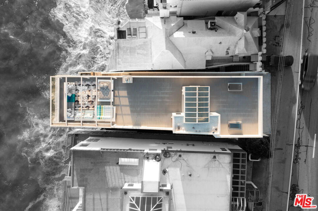 19124 Pacific Coast Highway