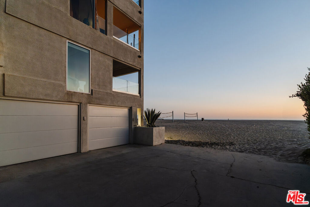 2 Outrigger Street 2