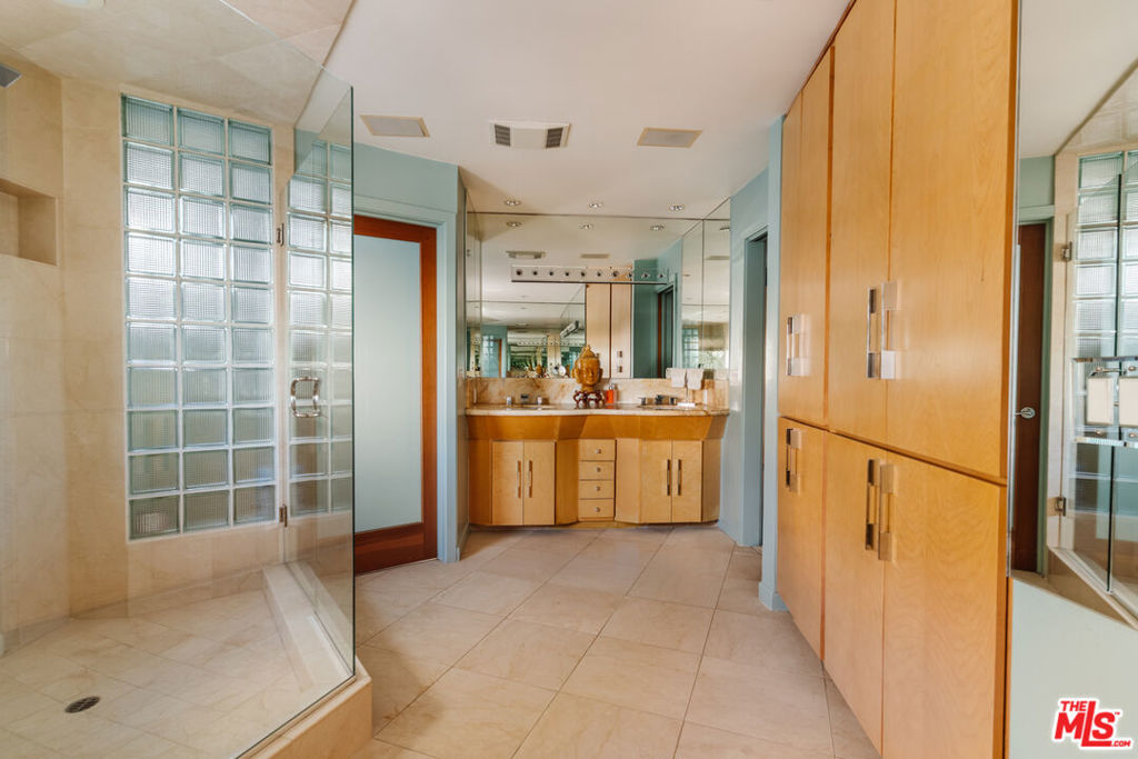 2 Outrigger Street 2