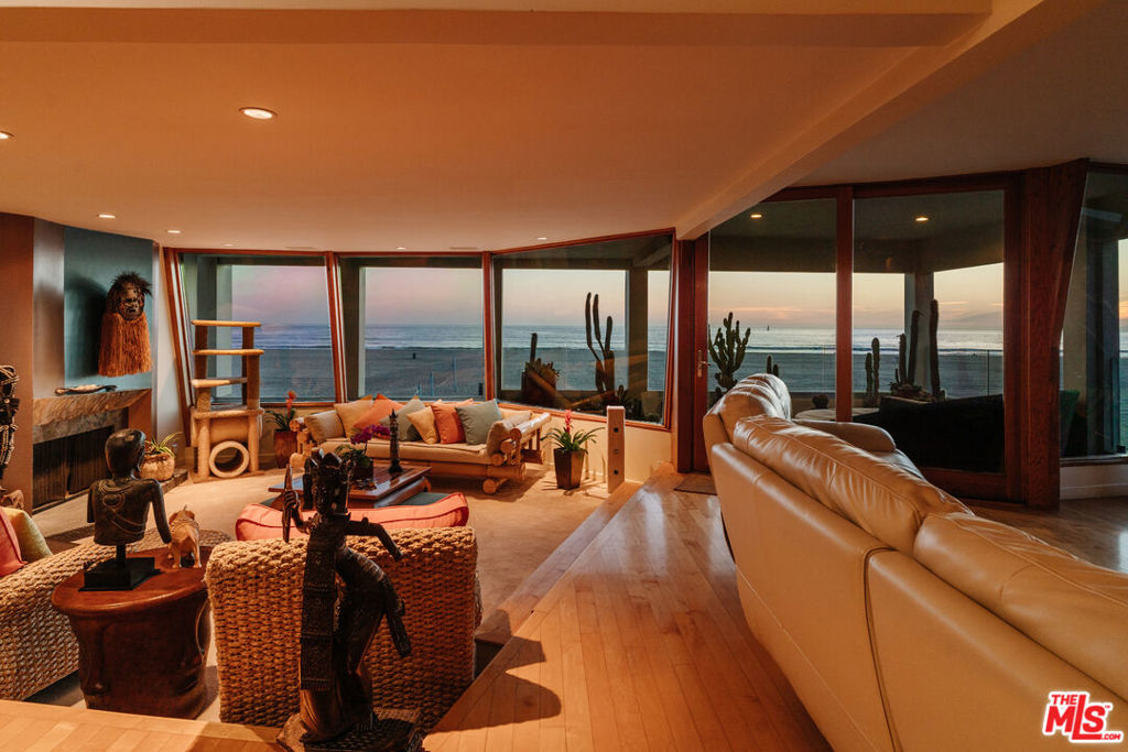 2 Outrigger Street 2