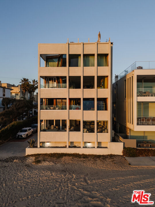 2 Outrigger Street 2