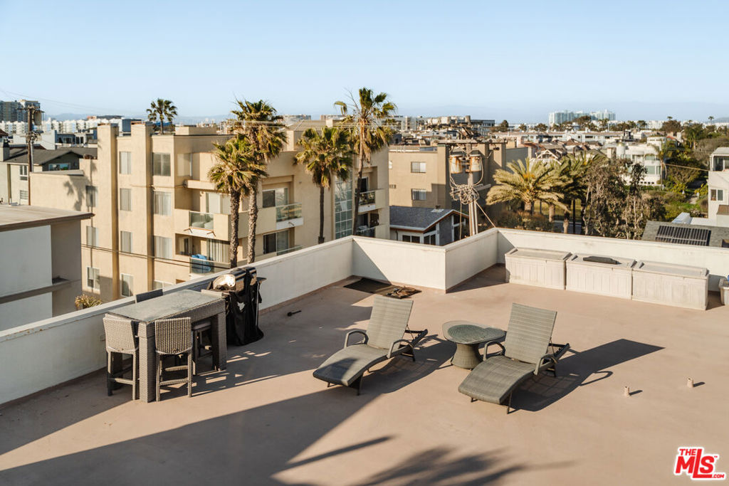2 Outrigger Street 2