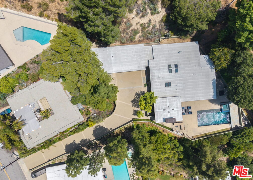 5812 Ocean View Blvd